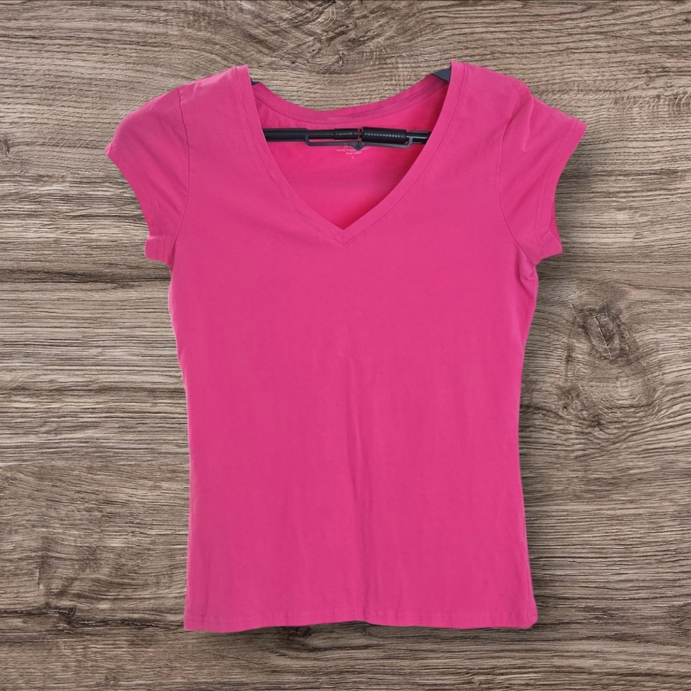 Derek Heart pink vneck t-shirt
